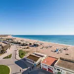 Sea Side By Algarstays * Armação de Pêra