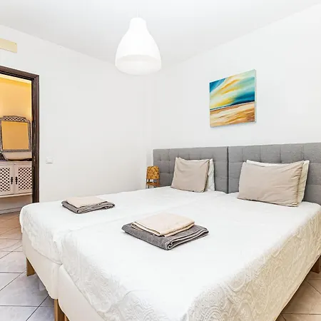 Appartement Sea Side By Algarstays