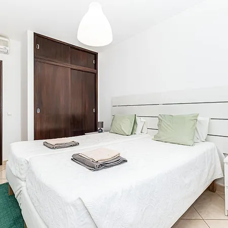 Sea Side By Algarstays Appartement *