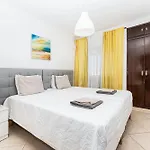 Sea Side By Algarstays 아파트 Armação de Pêra