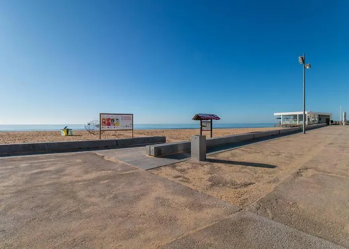 Sea Side By Algarstays * Armação de Pêra