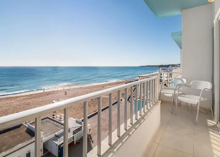 شقة Sea Side By Algarstays Armação de Pêra