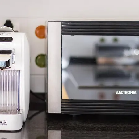 Sea Side By Algarstays